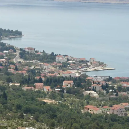 & Luka 3* Starigrad Paklenica