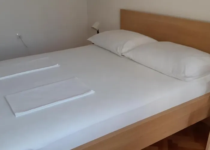 Gæstehus & Luka Starigrad Paklenica