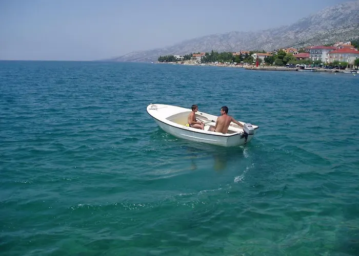 & Luka 3* Стариград-Пакленица