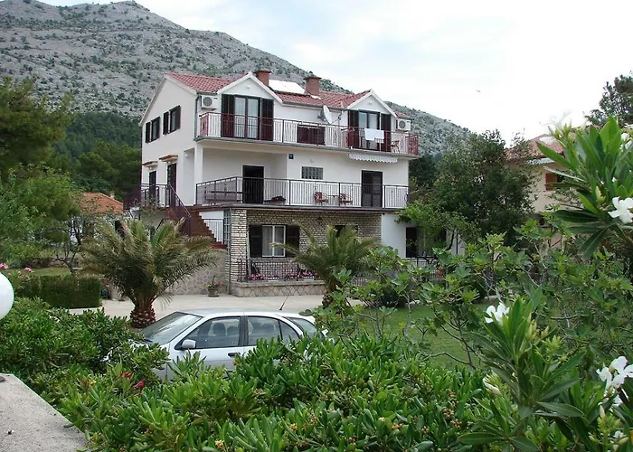 & Luka Гостевой дом Стариград-Пакленица