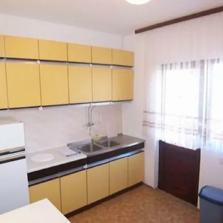 & Luka Starigrad Paklenica